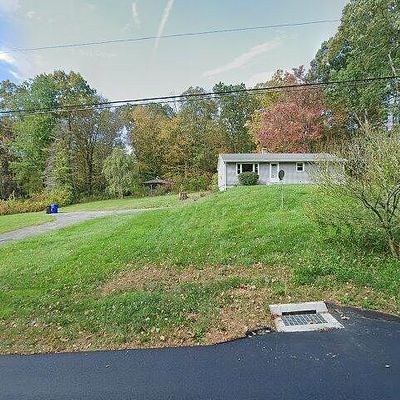 55 Carpenter Rd, Coventry, CT 06238