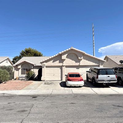 5502 Lake Charles St, North Las Vegas, NV 89031