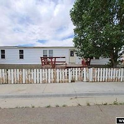 552 Tierney St, Wamsutter, WY 82336