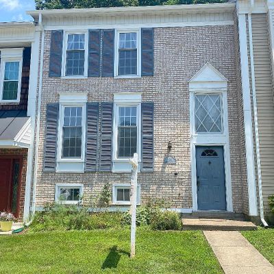 5520 Starboard Ct, Fairfax, VA 22032