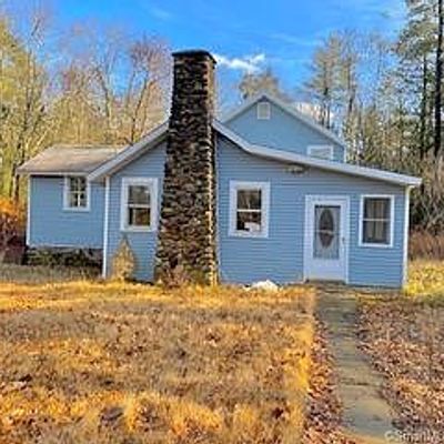 56 Maple Hollow Rd, New Hartford, CT 06057