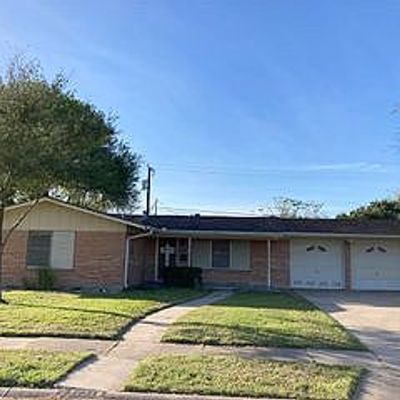 5733 Kerry Dr, Corpus Christi, TX 78413