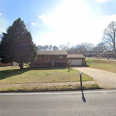 5737 Phillips Dr, Forest Park, GA 30297