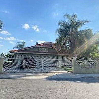 577 W Galway St, Rialto, CA 92377