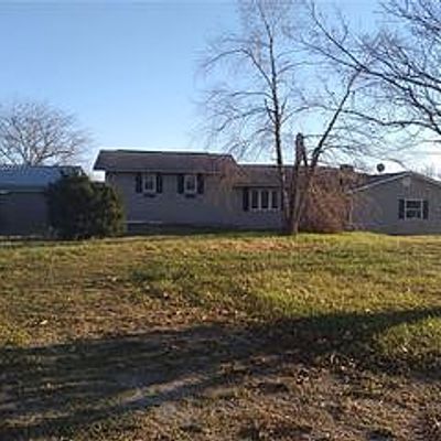 5777 Hwy17, Yukon, MO 65589