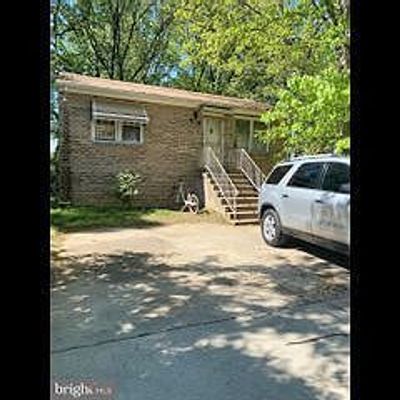 5814 Dade St, Capitol Heights, MD 20743