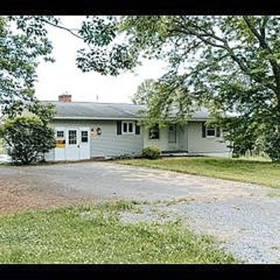 5843 State Route 90 N, Cayuga, NY 13034