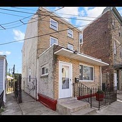 5940 Hazel Ave, Philadelphia, PA 19143