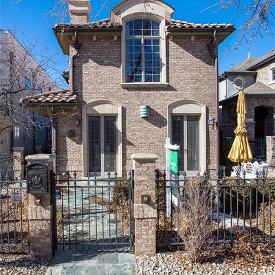 467 Adams St, Denver, CO 80206