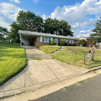 4706 Pelham Ct, Temple Hills, MD 20748