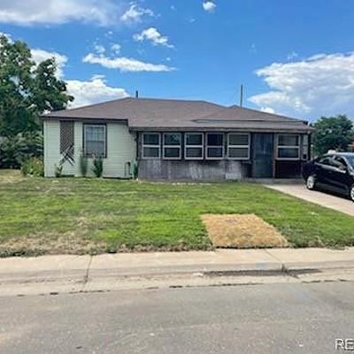 4791 Elizabeth St, Denver, CO 80216