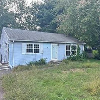 49 Brett Ln, Enfield, CT 06082