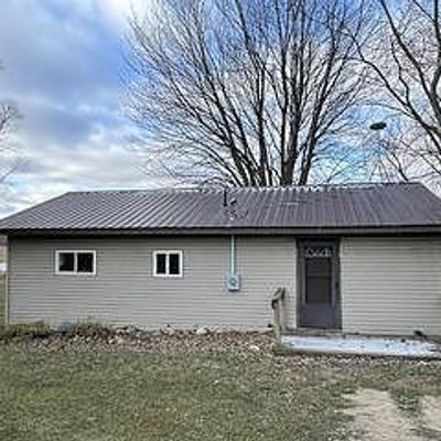 4947 3 Mile Rd, Blanchard, MI 49310