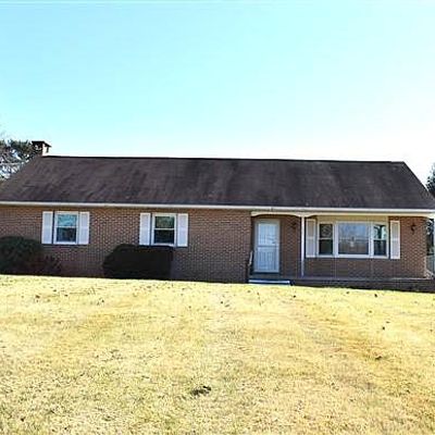 498 Swinehart Road, Boyertown, PA 19512