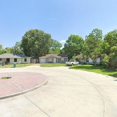 5 Lanes End St, Baytown, TX 77520