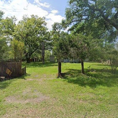 5 Queens (Aka 866 Cr 2865), Romayor, TX 77327