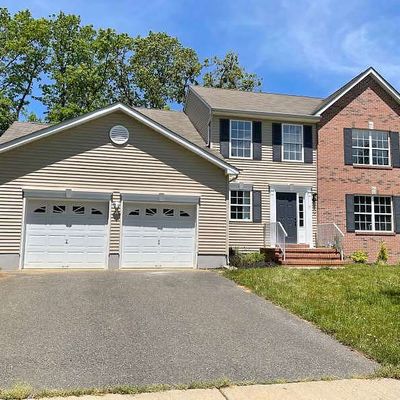 5 Rutgers Dr, Howell, NJ 07731