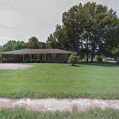 509 W Main St, Newbern, TN 38059