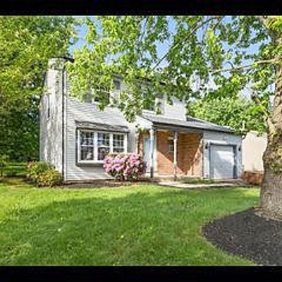 51 Scenic View Dr, Sicklerville, NJ 08081