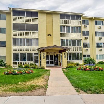 650 S Alton Way #9 A, Denver, CO 80247