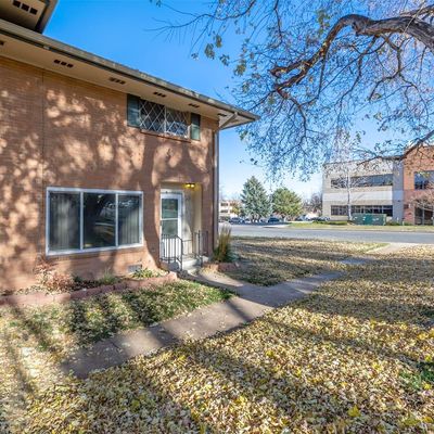 662 S Xenon Ct, Lakewood, CO 80228