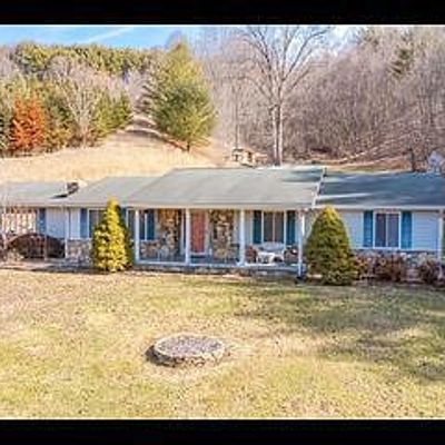 6658 226 Highway N, Bakersville, NC 28705