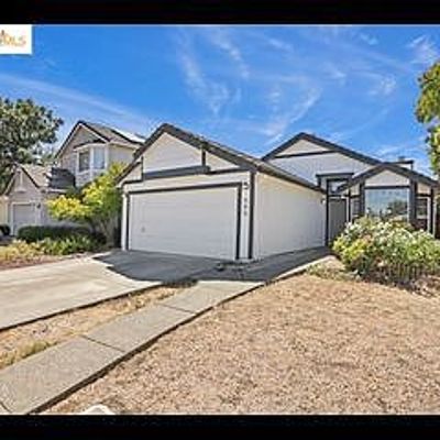 666 Poppy Cir, Vacaville, CA 95687