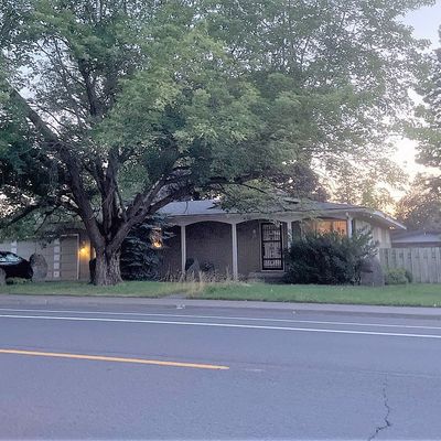 6717 N Wall St, Spokane, WA 99208