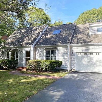 68 Tupelo Rd, Marstons Mills, MA 02648