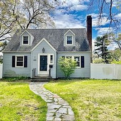 680 Center St, Manchester, CT 06040