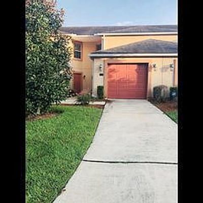 6824 Lake Mist Ln, Jacksonville, FL 32210