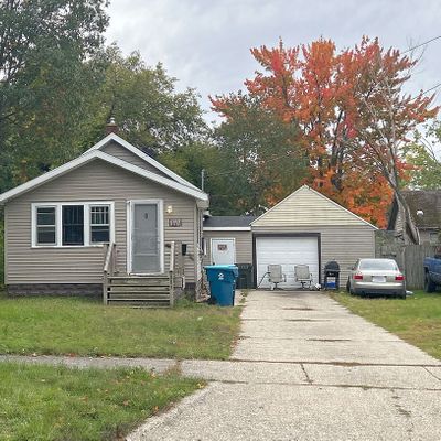 685 Ada Ave, Muskegon, MI 49442