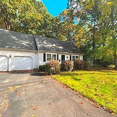 69 Fleming Rd, Manchester, CT 06042