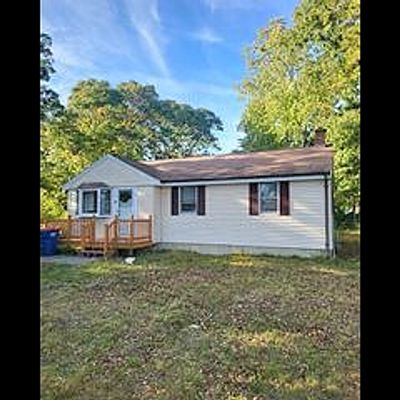 69 Ryder St, Buzzards Bay, MA 02532