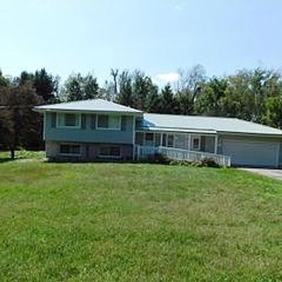 6935 Kane Rd, Transfer, PA 16154