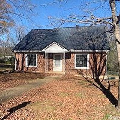 694 Main St, Clinton, AR 72031