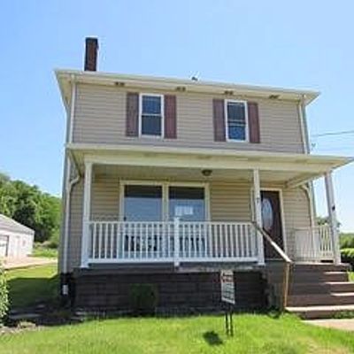 7 Walnut St, Allenport, PA 15412