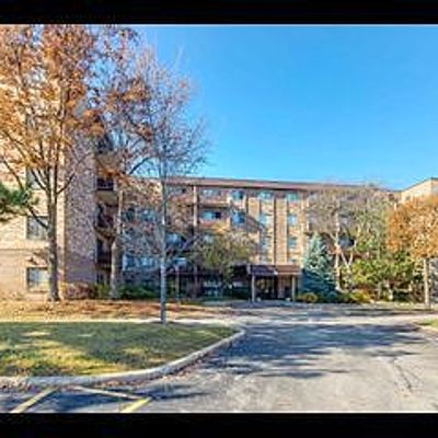 700 Wellington Ave #202, Elk Grove Village, IL 60007