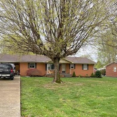 706 Portland Blvd, Portland, TN 37148