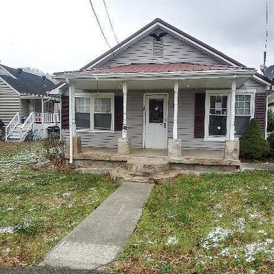 724 S 3rd St, Allen, KY 41601