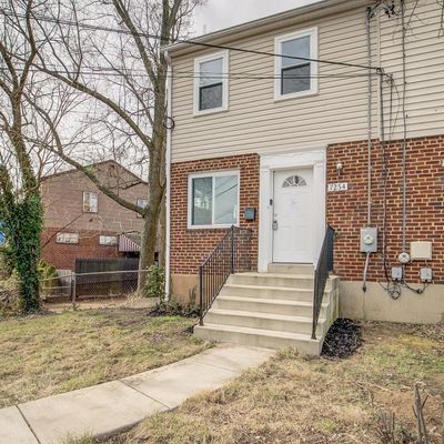 7254 Glenridge Dr, Hyattsville, MD 20784