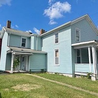 732 10 Th Ave, New Brighton, PA 15066