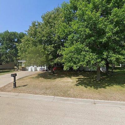 738 3 Rd Ave Sw, Perham, MN 56573