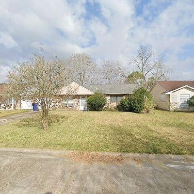 7406 Nightingale Cir, Texas City, TX 77591