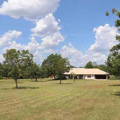 599 Jefferson Davis, Livingston, TX 77351