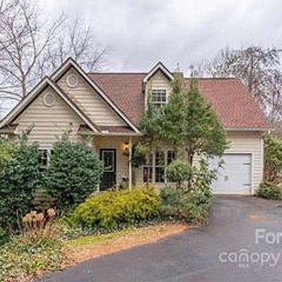 6 Friendly Way, Asheville, NC 28806