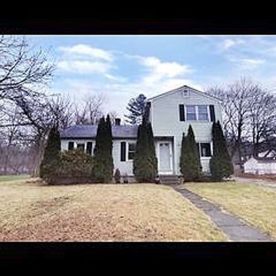 6 Rose Ln, Oxford, MA 01540