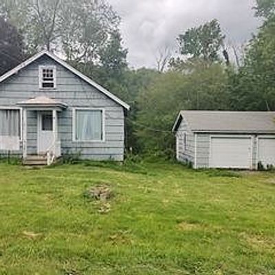 60 Tyler Lake Hts, Goshen, CT 06756