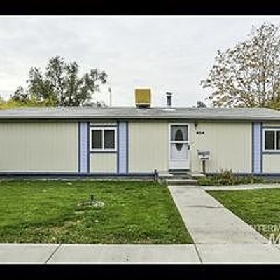 610 Fillmore St, Caldwell, ID 83605