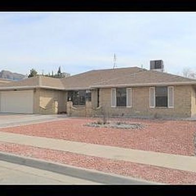 6104 Via Fortuna Ln, El Paso, TX 79912